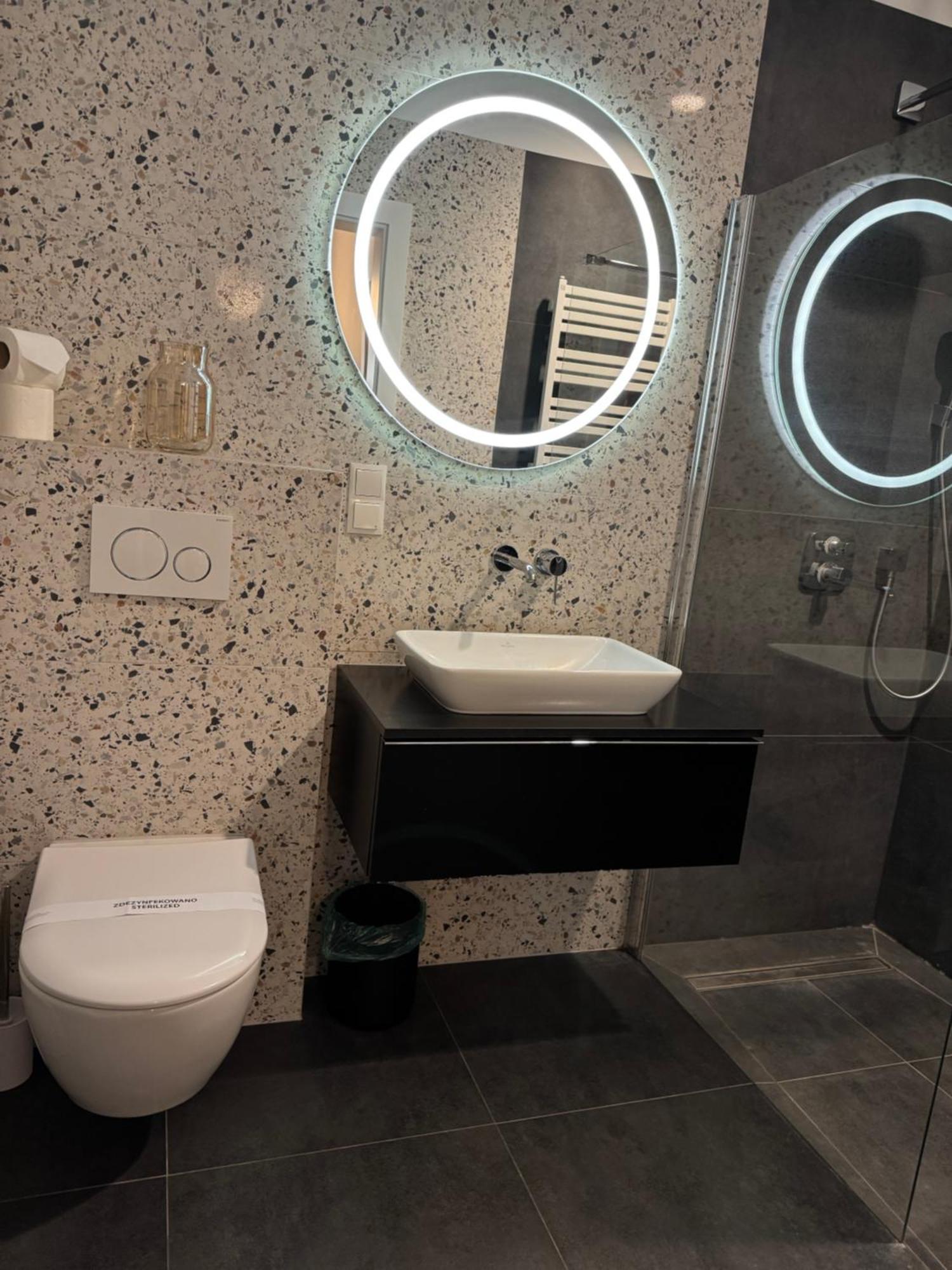Modern Vero Apartments Portova غدينيا المظهر الخارجي الصورة